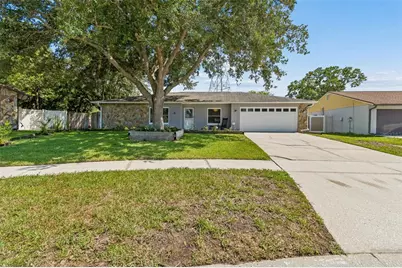 16205 Sawgrass Circle, Tampa, FL 33624 - Photo 3