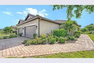6223 Plateau Court, Bradenton, FL 34203 - Photo 3