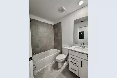 18923 Scallop Loop #105, Lakewood Ranch, FL 34211 - Photo 13