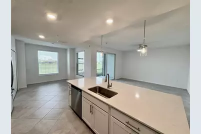 18923 Scallop Loop #105, Lakewood Ranch, FL 34211 - Photo 5