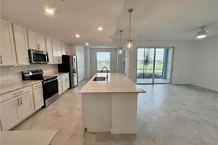 18923 Scallop Loop, Lakewood Ranch, FL 34211 - Photo 3
