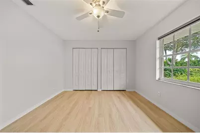 555 Park Estates Square, Venice, FL 34293 - Photo 23