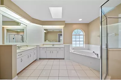 555 Park Estates Square, Venice, FL 34293 - Photo 17