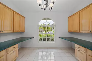 555 Park Estates Square, Venice, FL 34293 - Photo 13