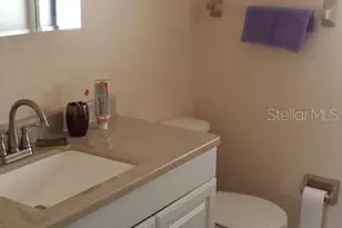 8881 Pohoy Ave, Sarasota, FL 34231 - Photo 15