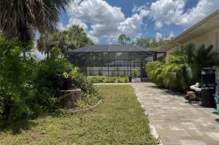 129 Fountain St, Port Charlotte, FL 33953 - Photo 13