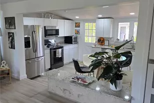 1205 Willis Ave, Sarasota, FL 34232 - Photo 25