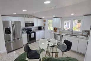 1205 Willis Ave, Sarasota, FL 34232 - Photo 17