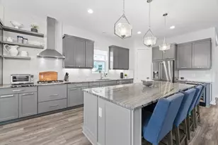 729 Tailwind Pl, Sarasota, FL 34240 - Photo 11