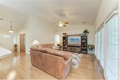 6304 18th Avenue E, Bradenton, FL 34208 - Photo 9
