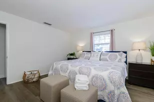 1297 13th St, Sarasota, FL 34236 - Photo 3