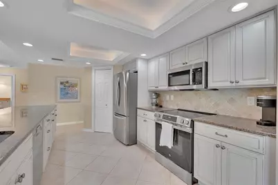 732 S Gondola Drive, Venice, FL 34293 - Photo 17