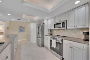 732 S Gondola Dr, Venice, FL 34293 - Photo 17