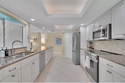732 S Gondola Drive, Venice, FL 34293 - Photo 15