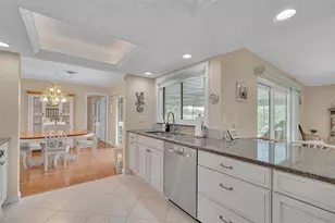 732 S Gondola Dr, Venice, FL 34293 - Photo 19
