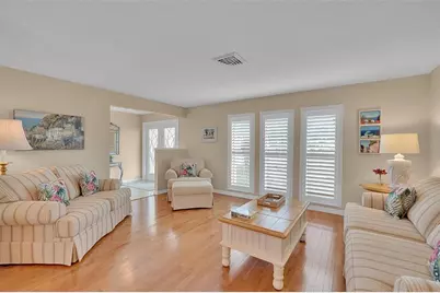 732 S Gondola Drive, Venice, FL 34293 - Photo 9