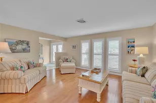 732 S Gondola Dr, Venice, FL 34293 - Photo 9
