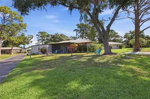 404 Oxford Dr, Nokomis, FL 34275 - Photo 23