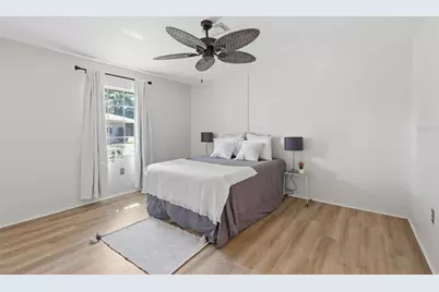 404 Oxford Drive #404, Nokomis, FL 34275 - Photo 11