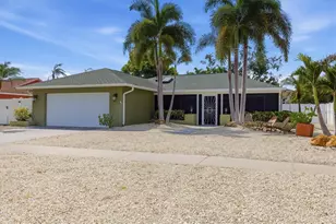 1833 Oak View Dr, Sarasota, FL 34232 - Photo 1