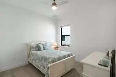 2428 Waterfront Circle, Sarasota, FL 34240 - Photo 47