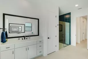 2428 Waterfront Cir, Sarasota, FL 34240 - Photo 33