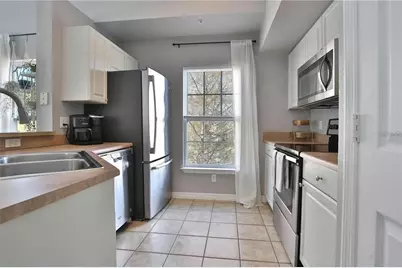 5570 Rosehill Road #204, Sarasota, FL 34233 - Photo 5