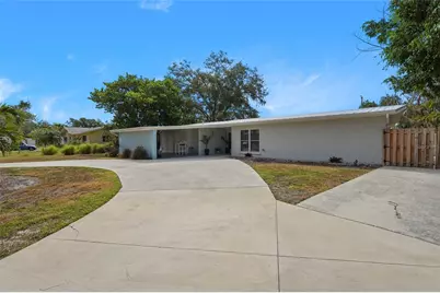 138 Holly Avenue, Sarasota, FL 34243 - Photo 37
