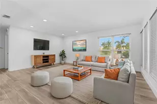 138 Holly Ave, Sarasota, FL 34243 - Photo 9
