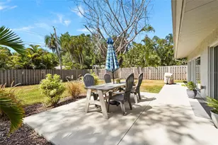 138 Holly Ave, Sarasota, FL 34243 - Photo 29