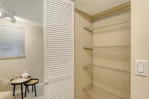 3700 S Osprey Ave, Sarasota, FL 34239 - Photo 15