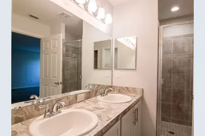 1097 Grantham Drive, Sarasota, FL 34234 - Photo 9