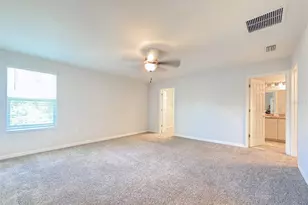 1097 Grantham Dr, Sarasota, FL 34234 - Photo 27
