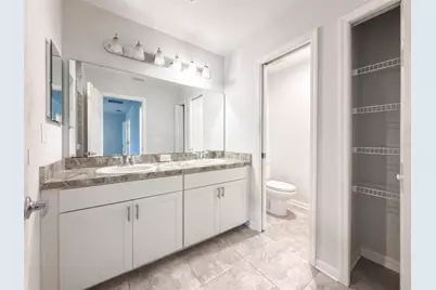 1097 Grantham Drive, Sarasota, FL 34234 - Photo 29
