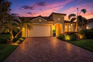 10121 Marbella Dr, Bradenton, FL 34211 - Photo 1