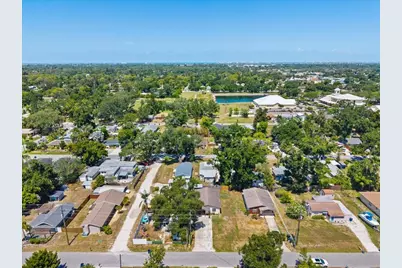 4050 Rockefeller Avenue, Sarasota, FL 34231 - Photo 33