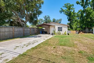 4050 Rockefeller Ave, Sarasota, FL 34231 - Photo 27