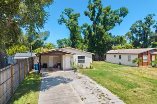 4050 Rockefeller Ave, Sarasota, FL 34231 - Photo 3