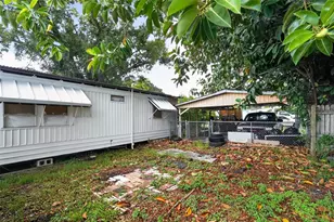 509 Domino Dr N, Ruskin, FL 33570 - Photo 9