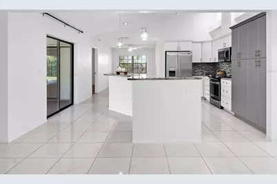 1756 Cottonwood Trail, Sarasota, FL 34232 - Photo 9