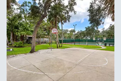 1756 Cottonwood Trail, Sarasota, FL 34232 - Photo 33