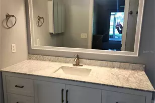 6642 Schooner Bay Cir, Sarasota, FL 34231 - Photo 17