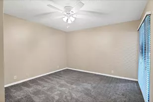 6642 Schooner Bay Cir, Sarasota, FL 34231 - Photo 21