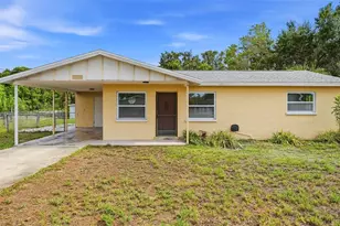 1015 60th Ave Terrace W, Bradenton, FL 34207 - Photo 1