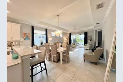 2946 Trustee Avenue, Sarasota, FL 34243 - Photo 9