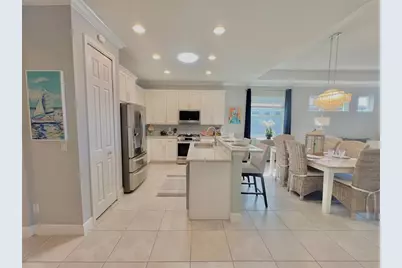 2946 Trustee Avenue, Sarasota, FL 34243 - Photo 11