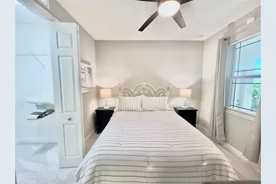 2946 Trustee Avenue, Sarasota, FL 34243 - Photo 23