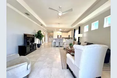 2946 Trustee Avenue, Sarasota, FL 34243 - Photo 9