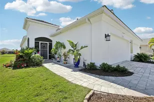 2946 Trustee Ave, Sarasota, FL 34243 - Photo 3