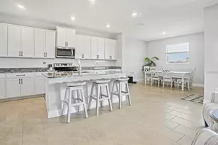 17925 Fattoria Ter, Lakewood Ranch, FL 34211 - Photo 11